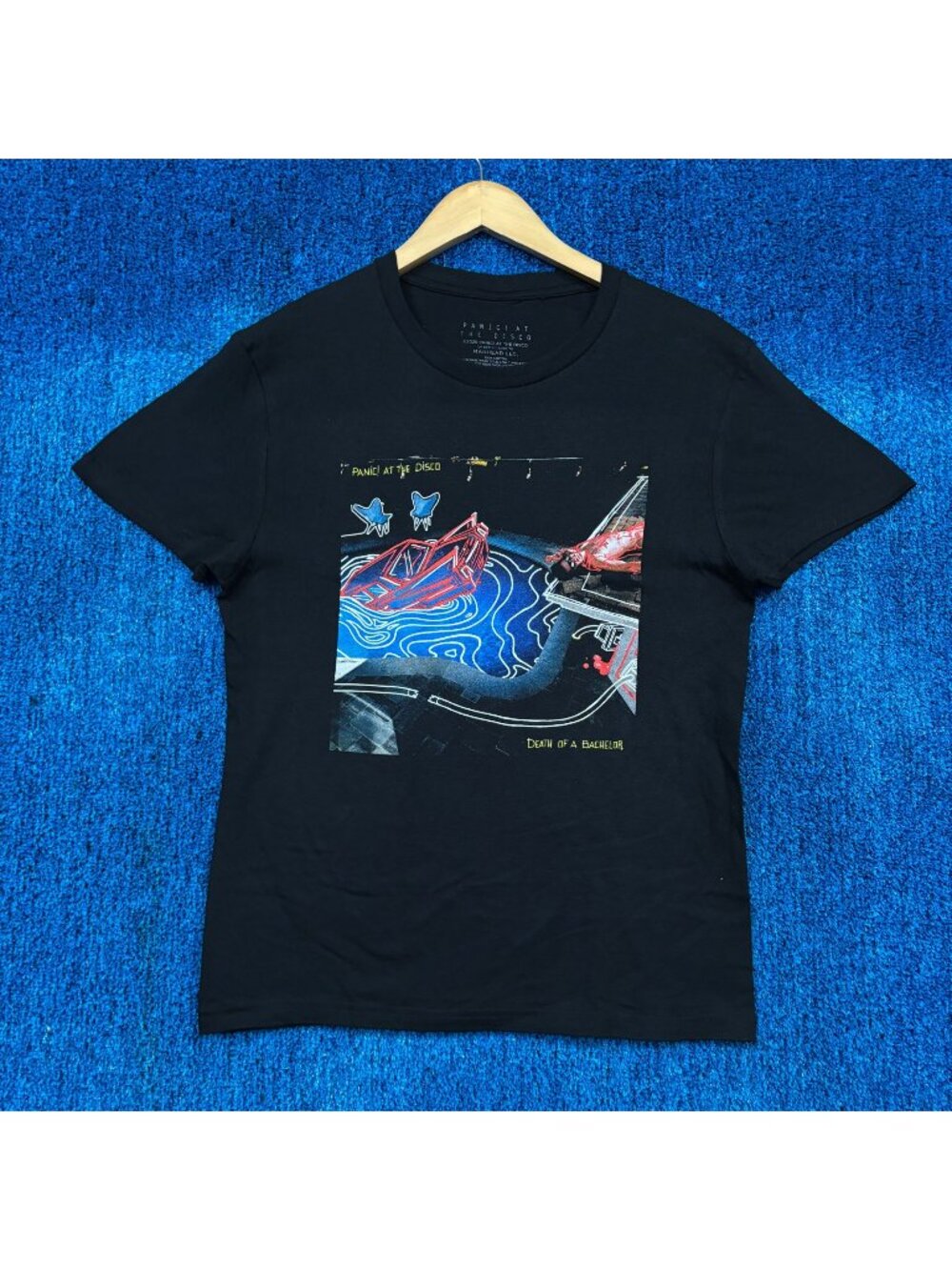 Panic At The Disco Death Of A Bachelor Rock T-Shirt Size Small